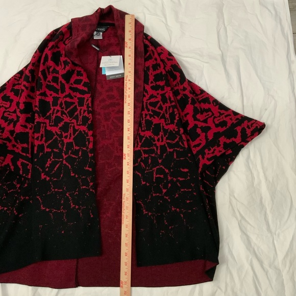 Ming Wang Open Front Knit Kimono Cardigan
Sweater Red and Black Small/Medium
New - Picture 12 of 13